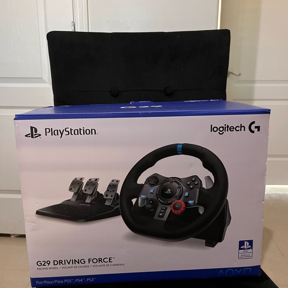 Logitech G29 Racing Wheel Set